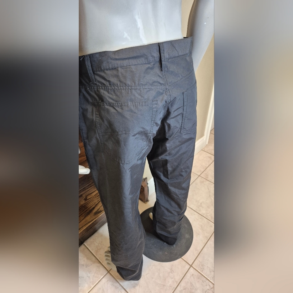 Armani Stylish Black Men's Pants - Picture 7 of 15